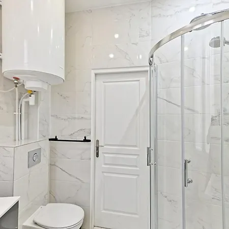 Апартаменты Cosy Proche De Montmartre Charme Du 18e